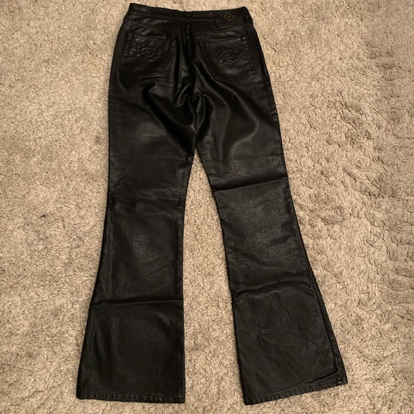 Women leather look pants - Picture 5 of 5